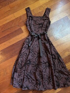 B. Moss Chocolate Brown Floral Sleeveless Midi Dress